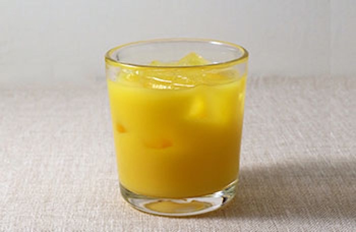オレンジジュース／りんごジュース／アイスコーヒー